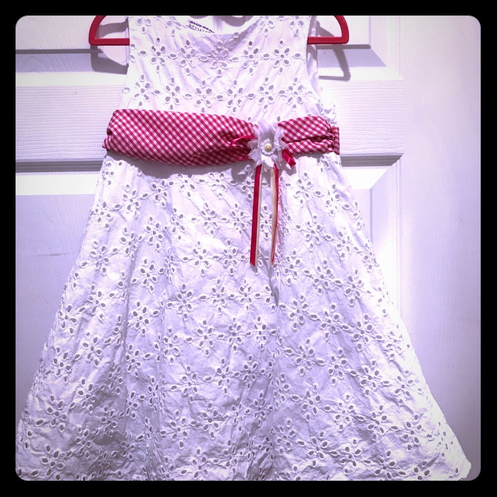 Little Girls White Eyelet Dress. NWOT